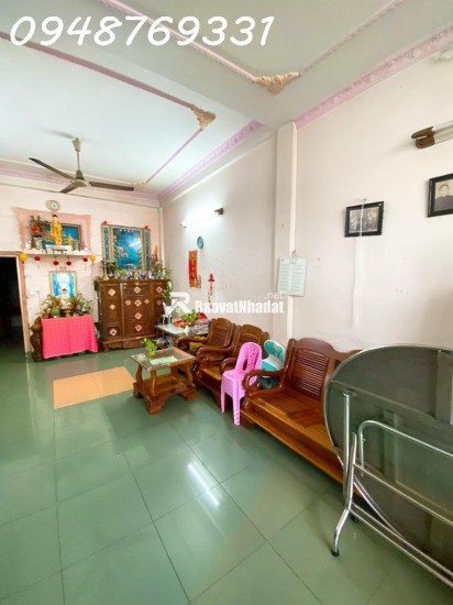 BÁN NHÀ 4 LẦU MẶT TIỀN CHỢ NHỊ THIÊN ĐƯỜNG